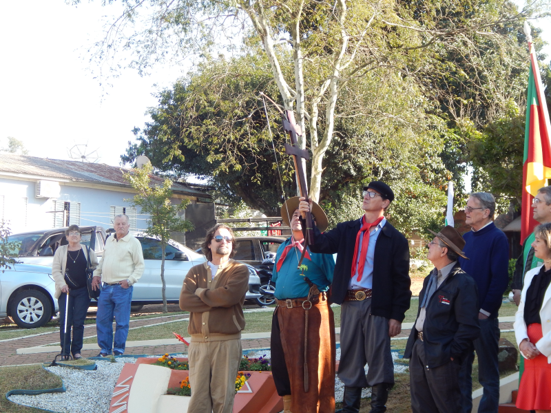 1ªTRILHA DA INTEGRAÇÃO JESUÍTICA-GUARANI E 8ª CAVALGADA NHEÇUANA 